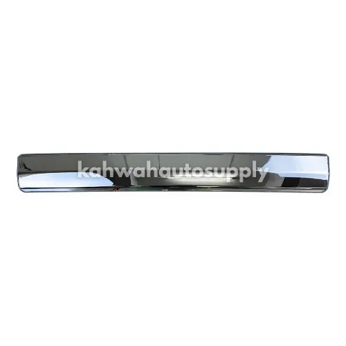HINO 700 Mega Lower Bumper Garnish (Middle) (HN09-007-03CR)
