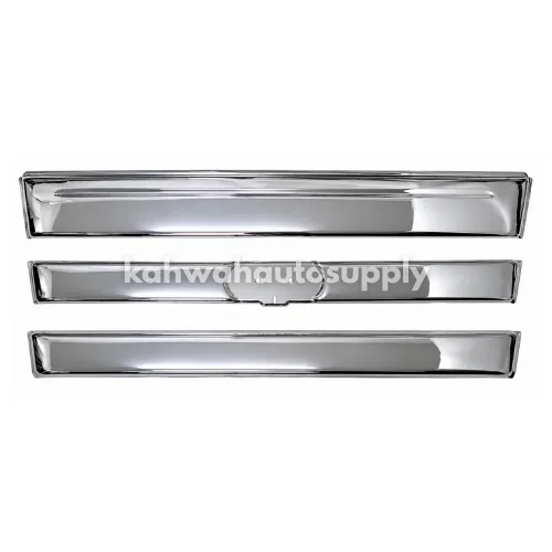 [NS NS02-003-01CR] NISSAN CD48 Front Panel Grille Garnish Set (Chrome) (NS02-003-01CR)