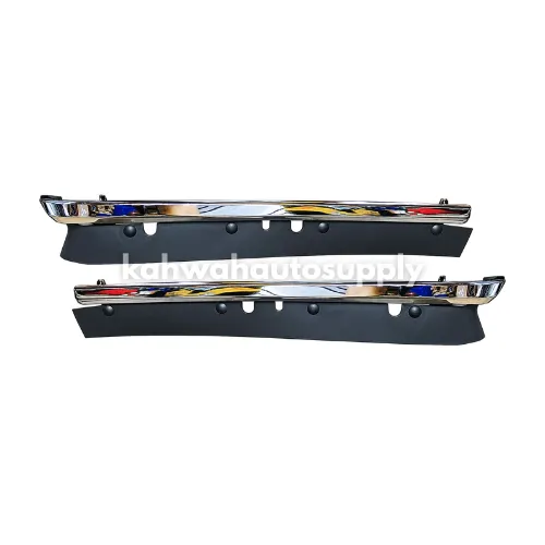[IZ IZ02-019-01CR] ISUZU HICOM Head Lamp Lower Garnish Set (Chrome) (IZ02-019-01CR)
