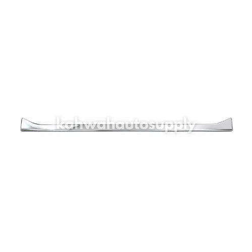 [IZ IZ01-012-01CR] ISUZU NLR PRO 1 Ton Panel Garnish (Narrow) (Chrome) (IZ01-012-01CR)